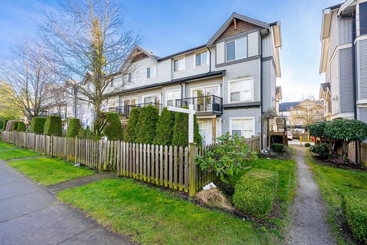 Neighborhood Park Photo Near 68 12677 63 Avenue, Surrey, BC