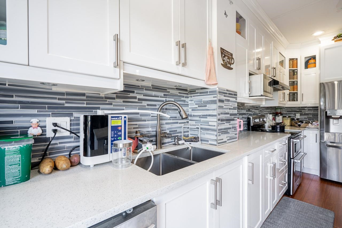 Primary Bathroom Photo of 68 12677 63 Avenue, Surrey, BC