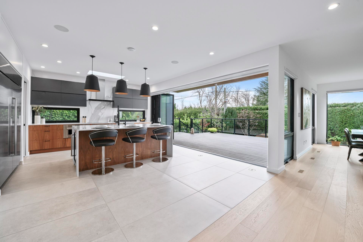 Kitchen Photo of 4275 Chelsea Crescent, North Vancouver, BC
