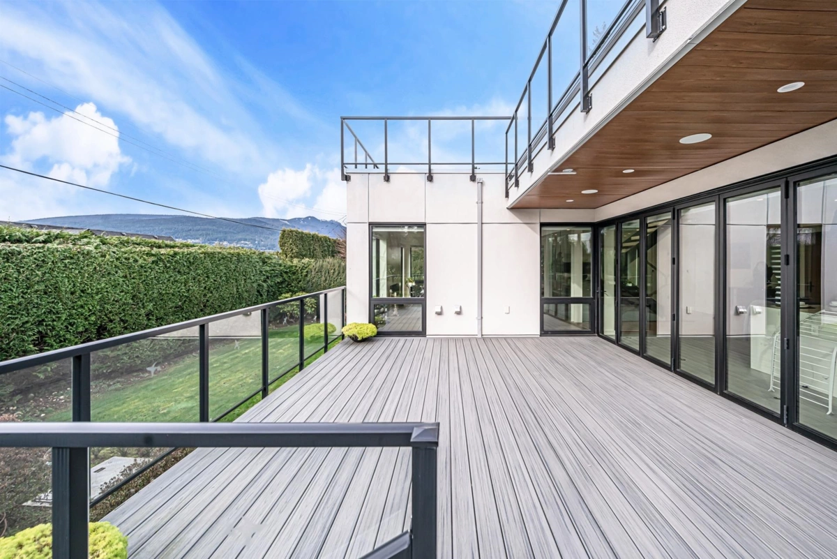 Living Room Photo of 4275 Chelsea Crescent, North Vancouver, BC