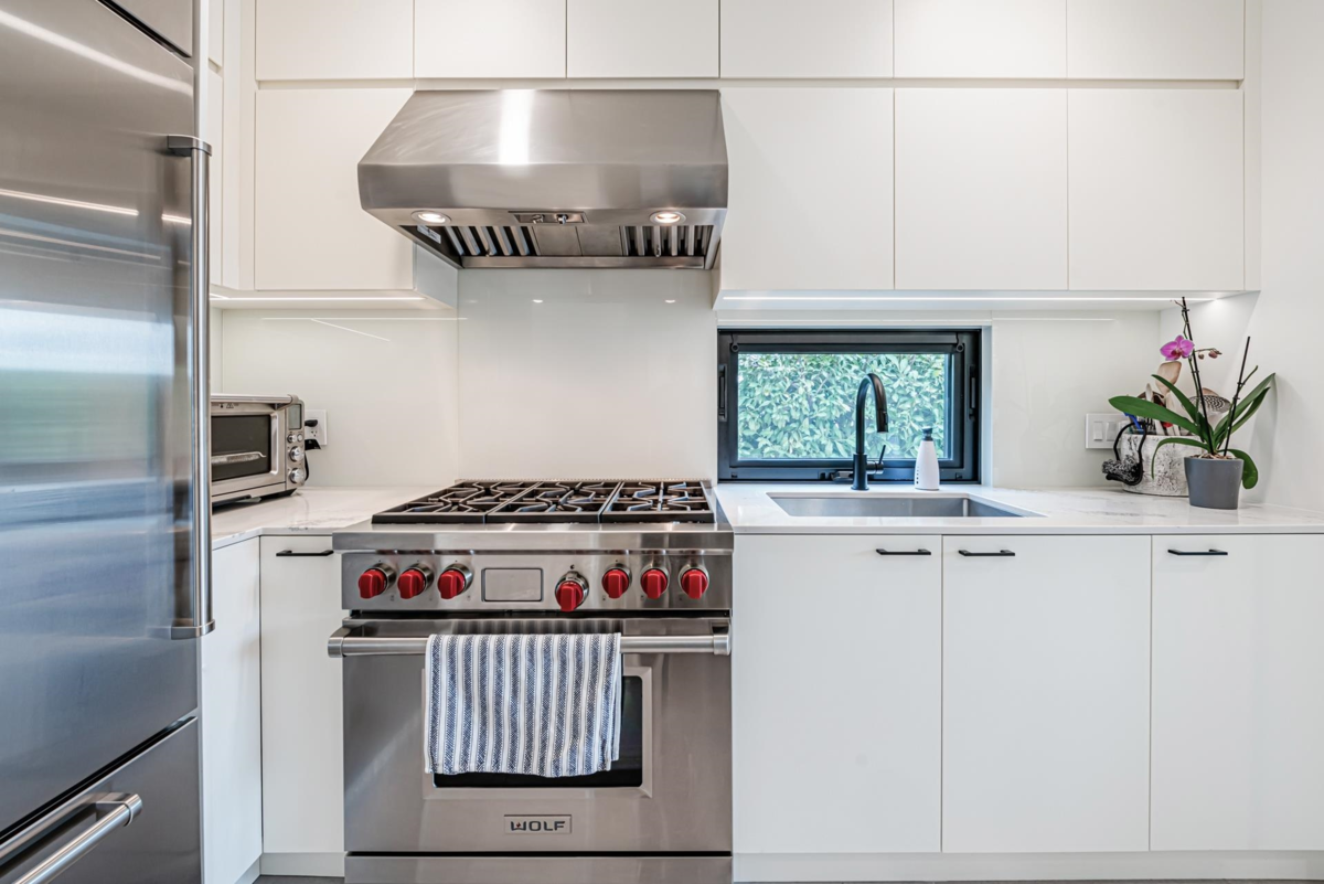 Primary Bedroom Photo of 4275 Chelsea Crescent, North Vancouver, BC