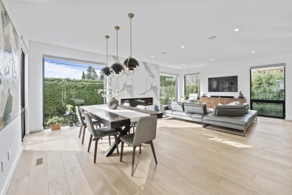 Kitchen Island Photo of 4275 Chelsea Crescent, North Vancouver, BC