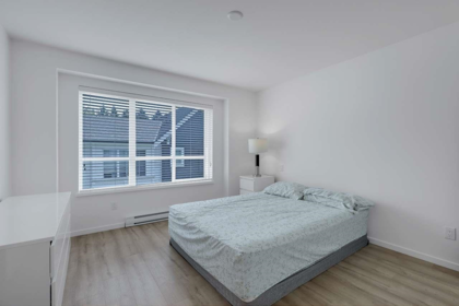 8 10433 158 Street, Surrey, BC