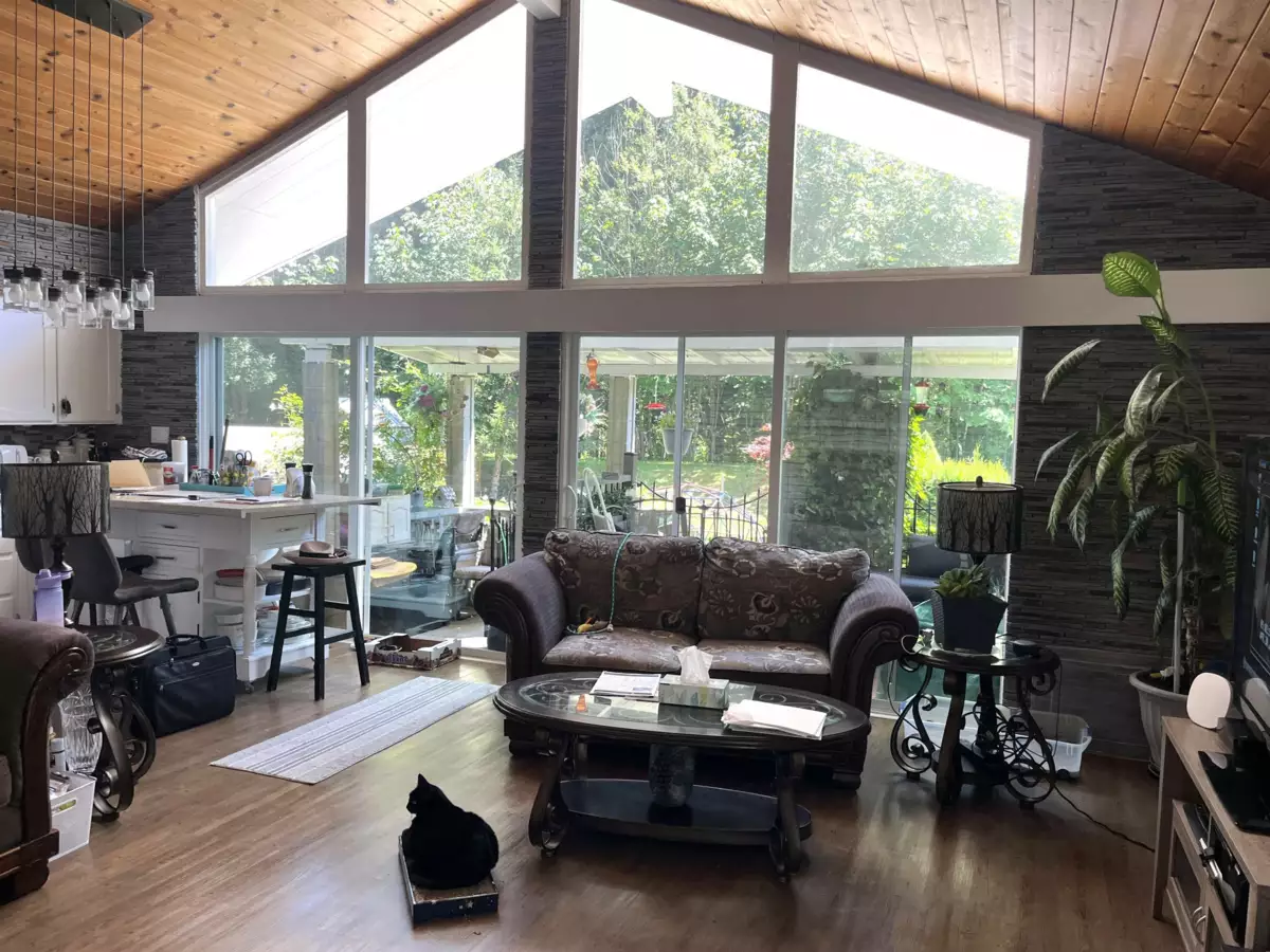 Dining Area Photo of 50964 O'byrne Road, Chilliwack, BC