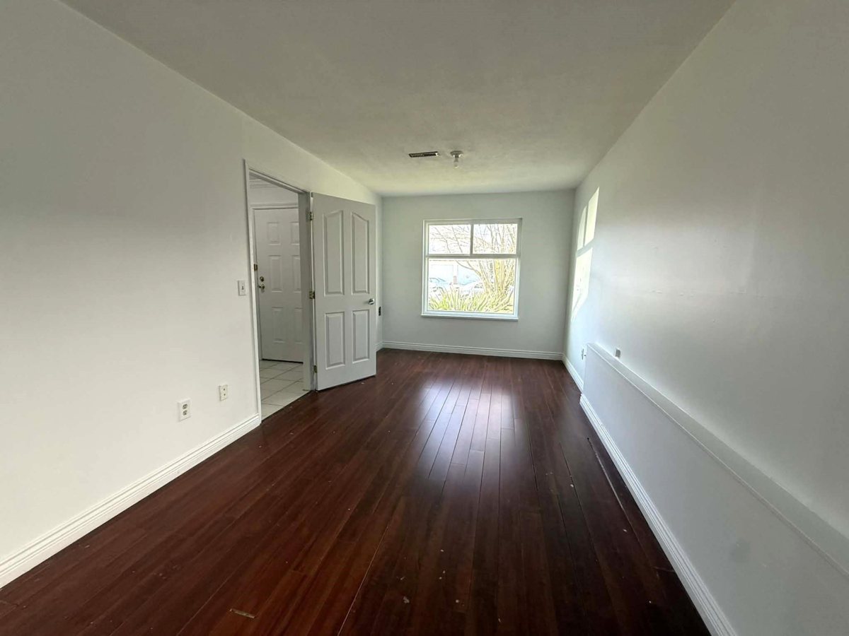 Primary Bathroom Photo of 3088 W Osprey Drive, Abbotsford, BC