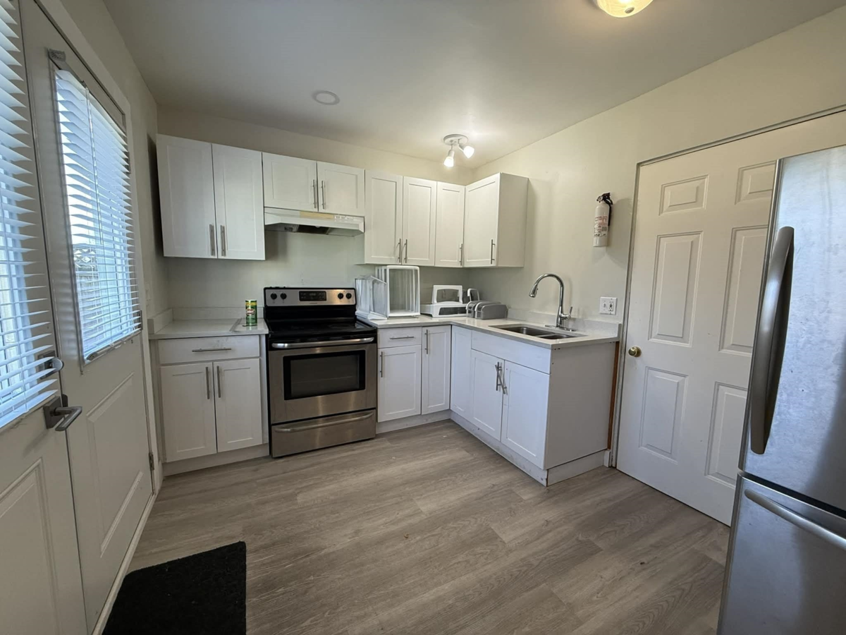 Walk-In Closet Photo of 3088 W Osprey Drive, Abbotsford, BC