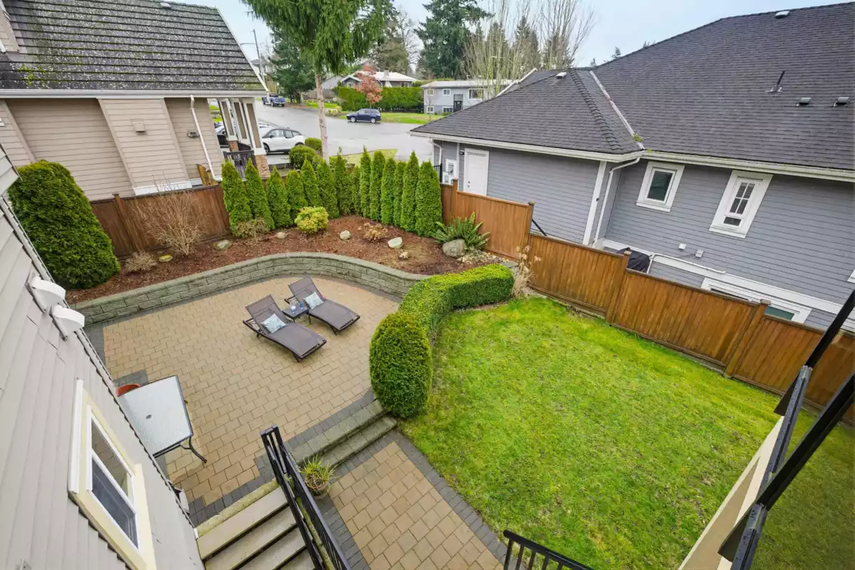 Swimming Pool Photo of 10876 78a Avenue, Delta, BC