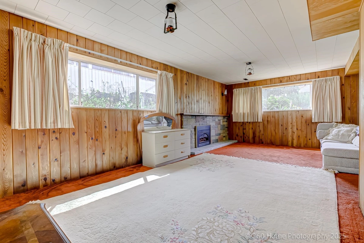 Breakfast Nook Photo of 11515 97a Avenue, Surrey, BC