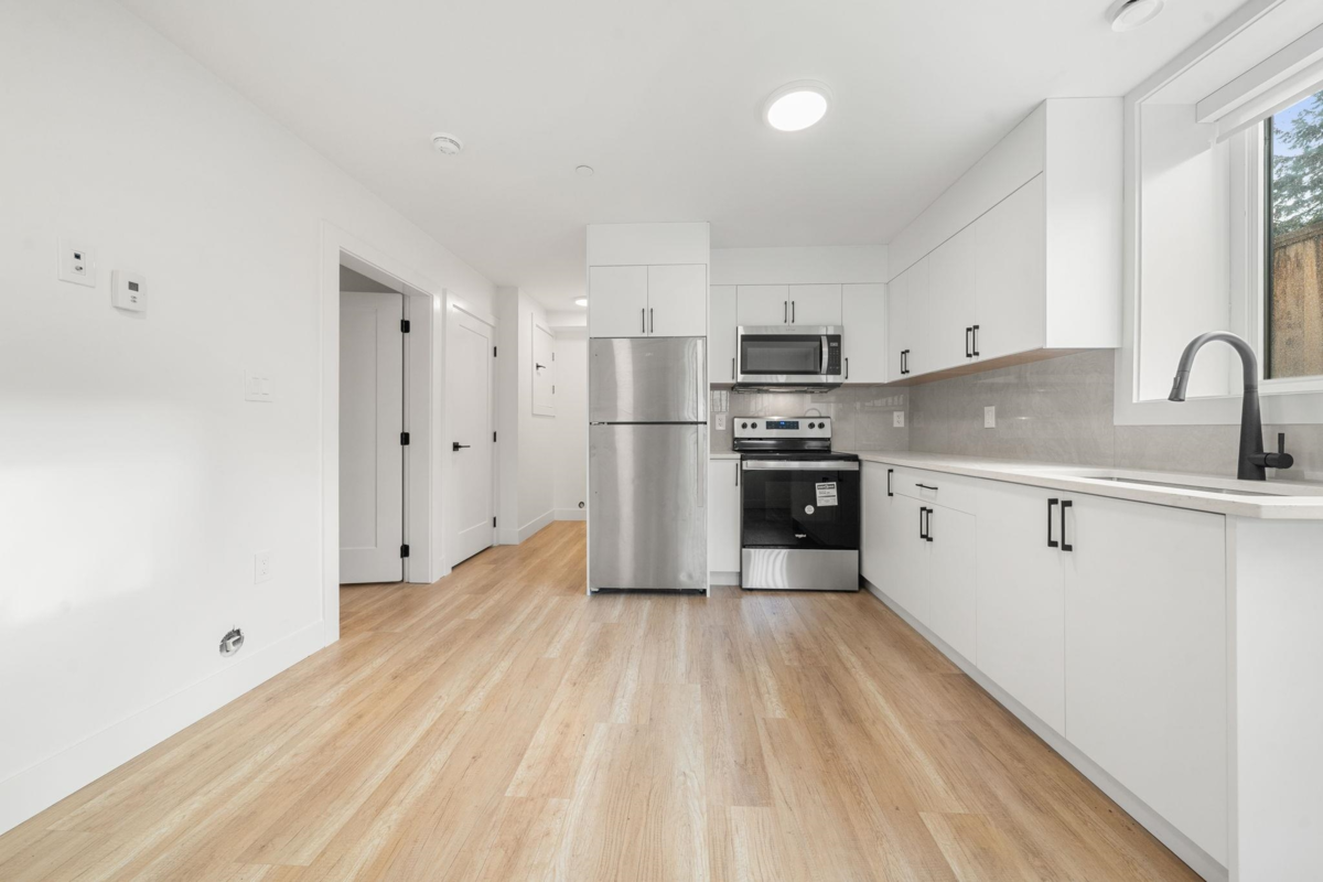 Backyard Photo of 3483 Adanac Street, Vancouver, BC