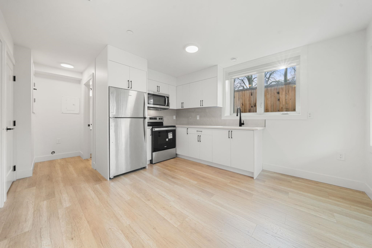 Outdoor Deck Photo of 3483 Adanac Street, Vancouver, BC