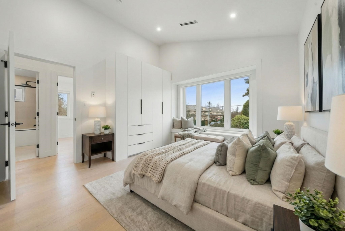 Staircase Photo of 3483 Adanac Street, Vancouver, BC