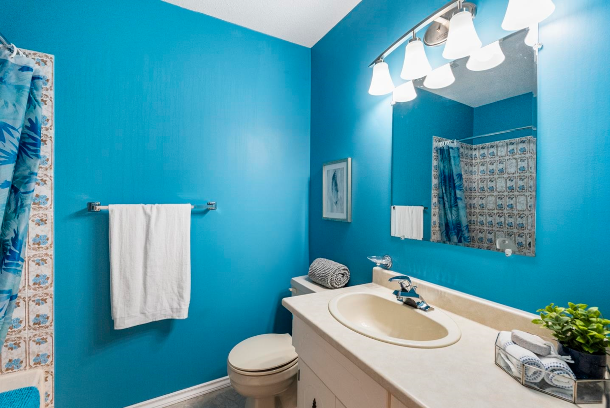 Staircase Photo of 4 32925 George Ferguson Way, Abbotsford, BC