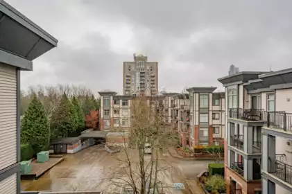 Laundry Room Photo of 402 10455 University Drive, Surrey, BC