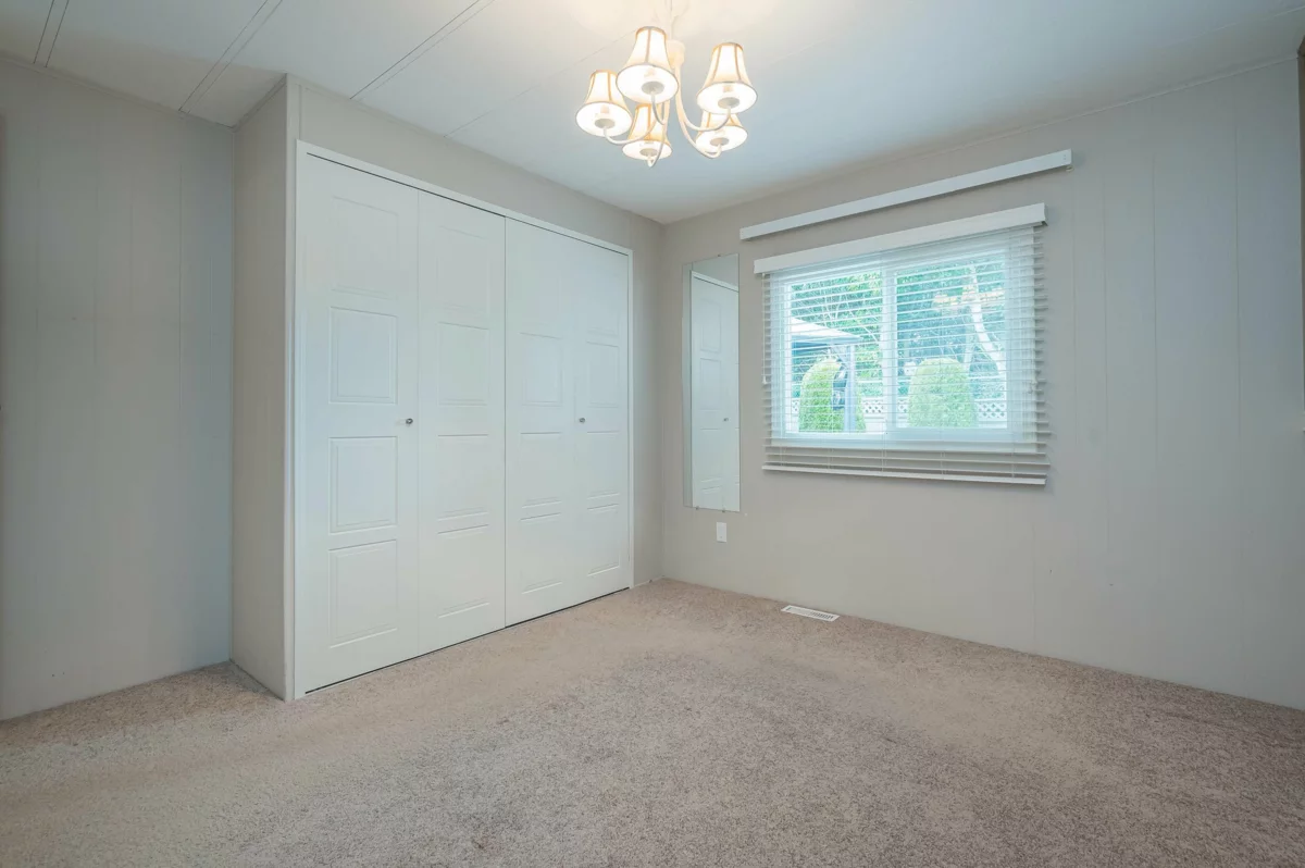 Mudroom Photo of 15851 Suffolk Road, Surrey, BC