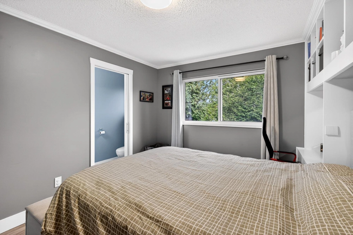 Bedroom 2 Photo of 5879 184b Street, Surrey, BC