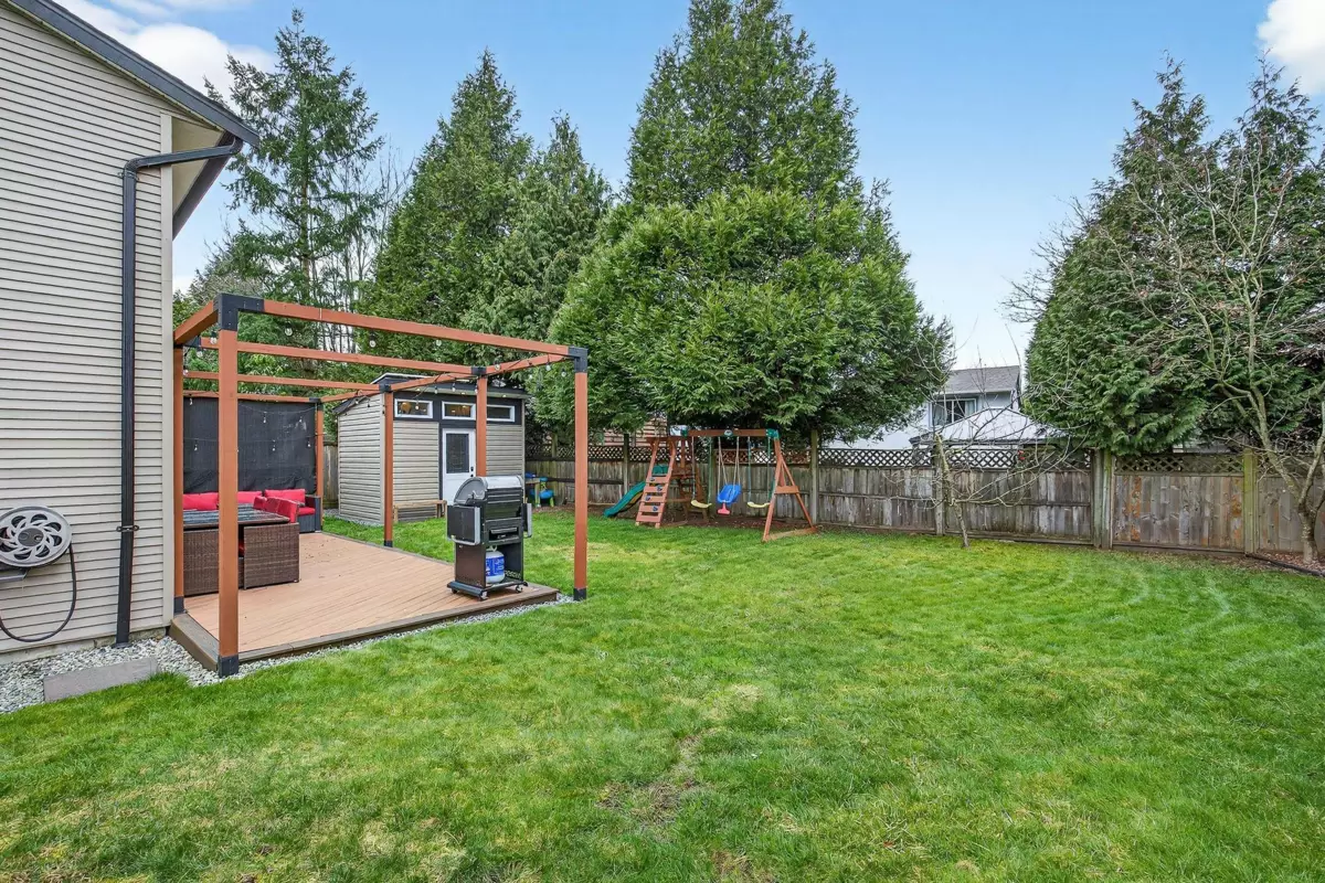 Swimming Pool Photo of 5879 184b Street, Surrey, BC