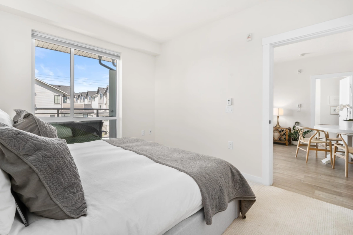 Bedroom 4 Photo of 205 615 E 3rd Street, North Vancouver, BC