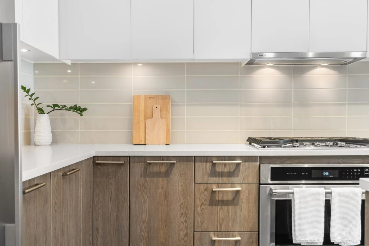 Dining Area Photo of 205 615 E 3rd Street, North Vancouver, BC