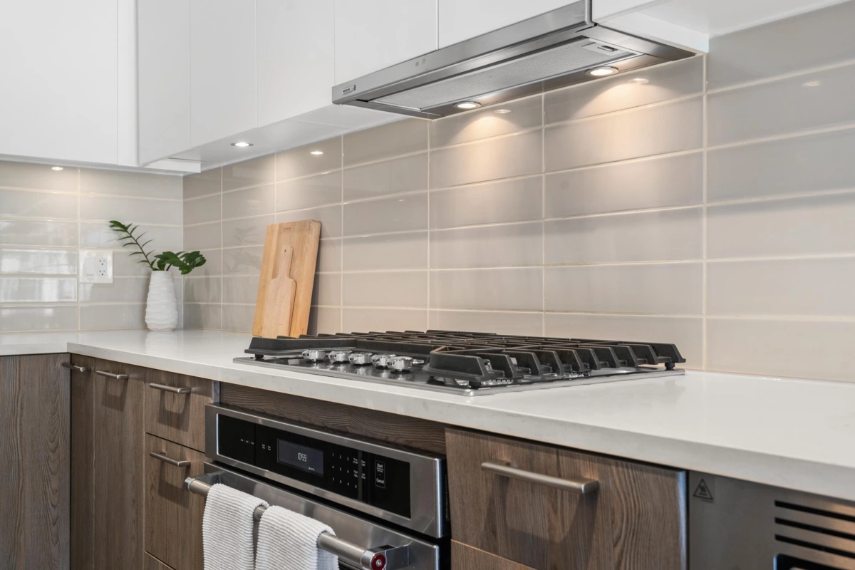 Kitchen Photo of 205 615 E 3rd Street, North Vancouver, BC