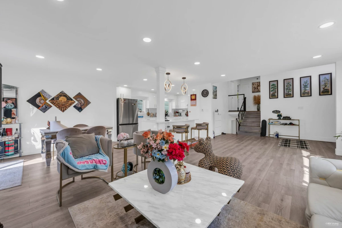 Kitchen Island Photo of 8025 Borden Street, Vancouver, BC
