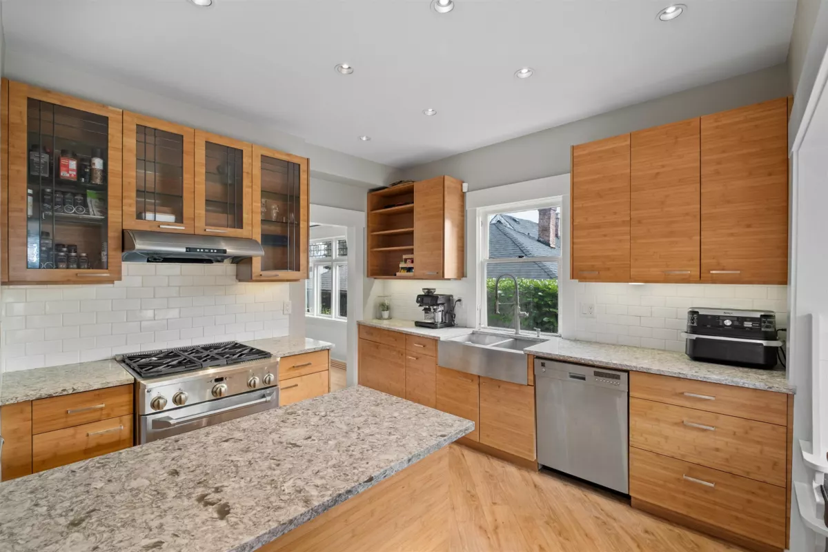 Primary Bathroom Photo of 3044 Point Grey Road, Vancouver, BC