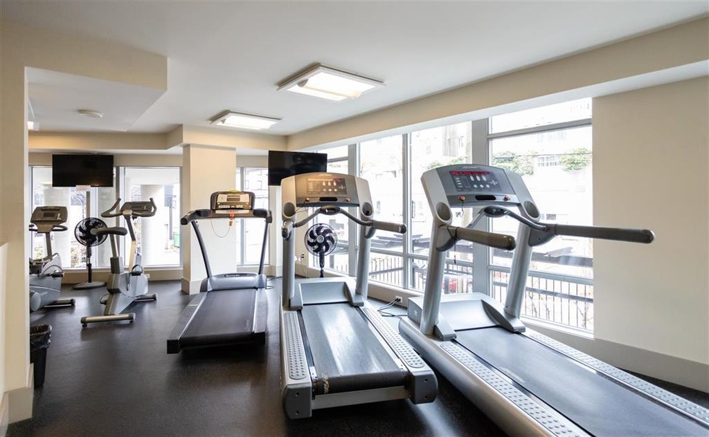 Hallway Photo of 1508 1255 Seymour Street, Vancouver, BC