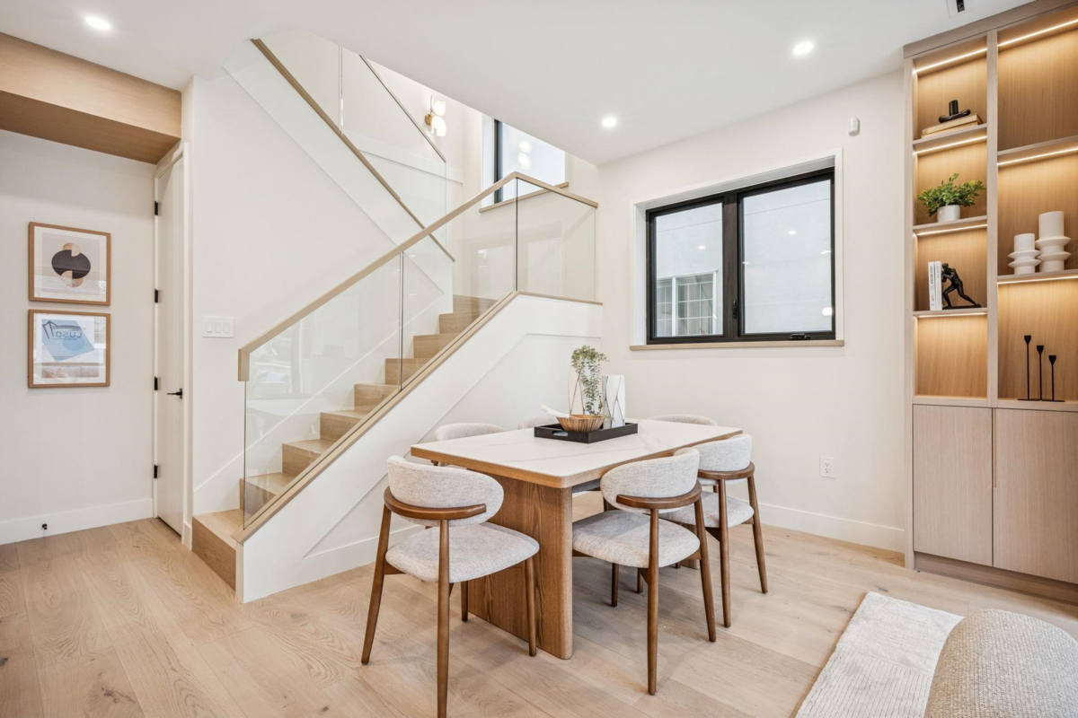Pantry Photo of 1 448 W 20th Avenue, Vancouver, BC