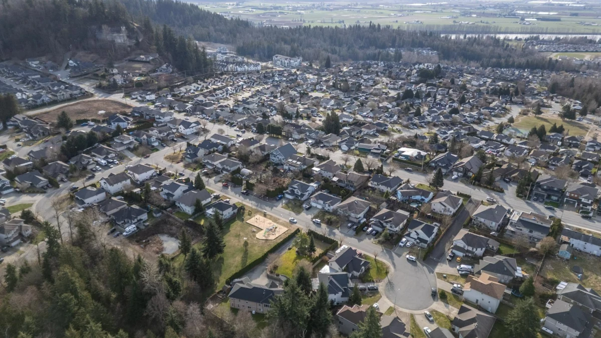 Basement Recreation Room Photo of 33697 Veres Terrace, Mission, BC
