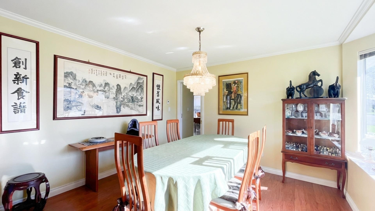 Breakfast Nook Photo of 4220 Hall Place, Richmond, BC