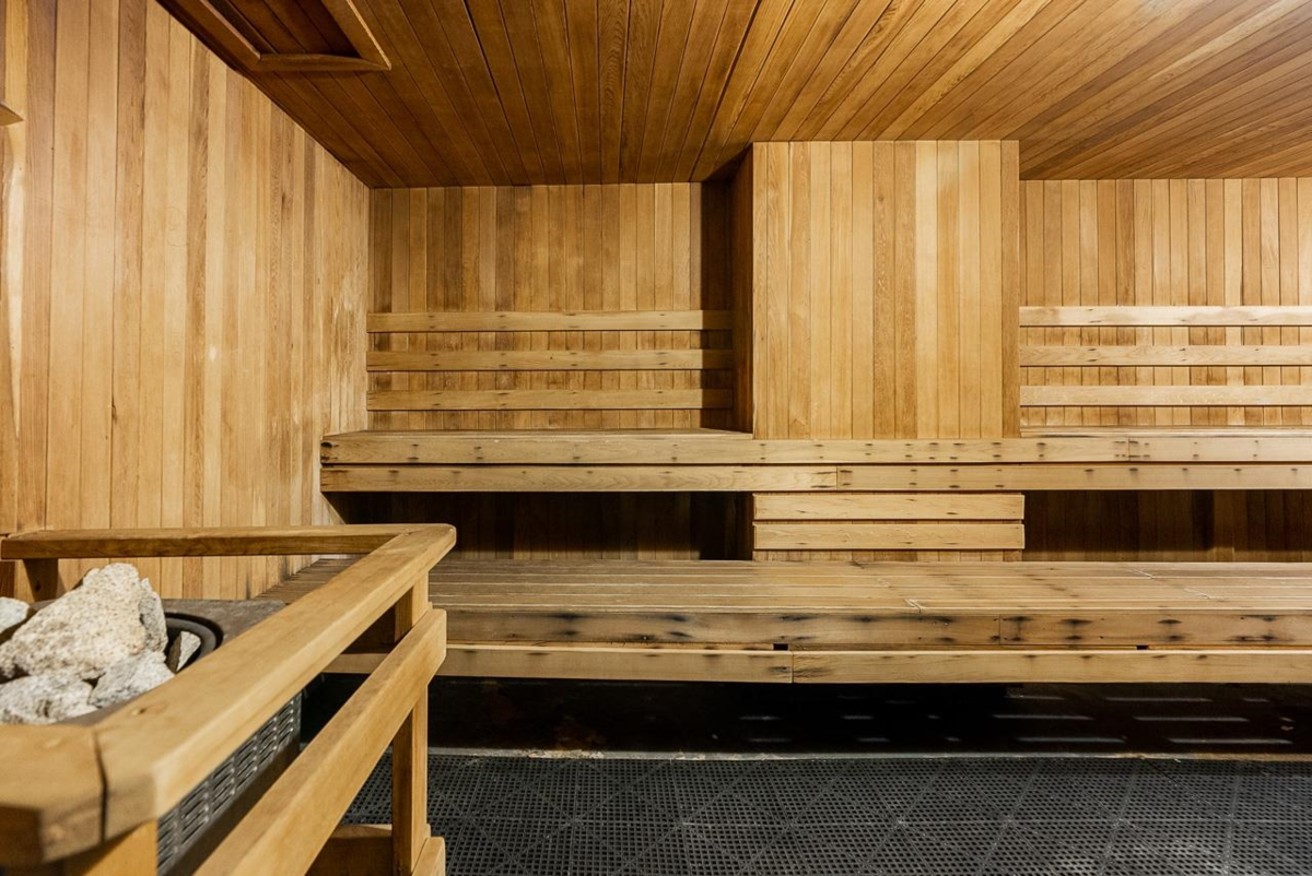 Fitness Center Photo Near 608 2004 Fullerton Avenue, North Vancouver, BC