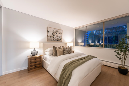 Office / Den Photo of 608 2004 Fullerton Avenue, North Vancouver, BC