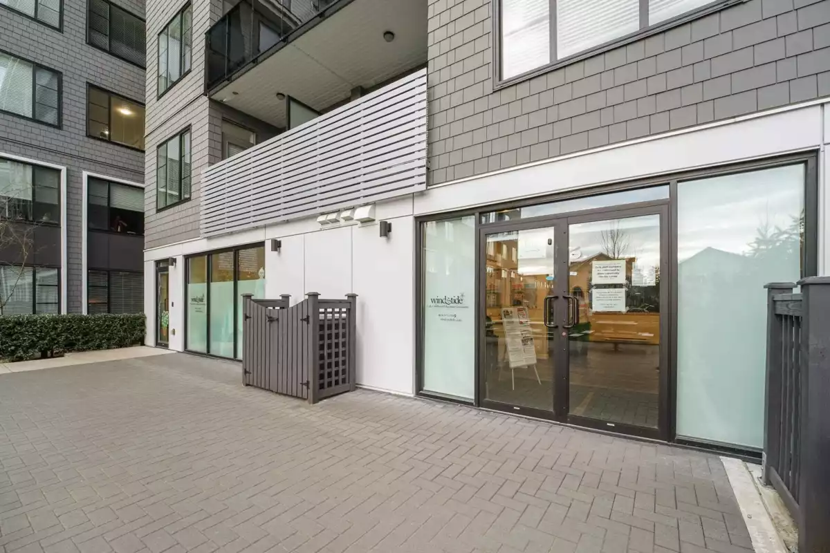 Basement Recreation Room Photo of 501 15858 Fraser Highway, Surrey, BC