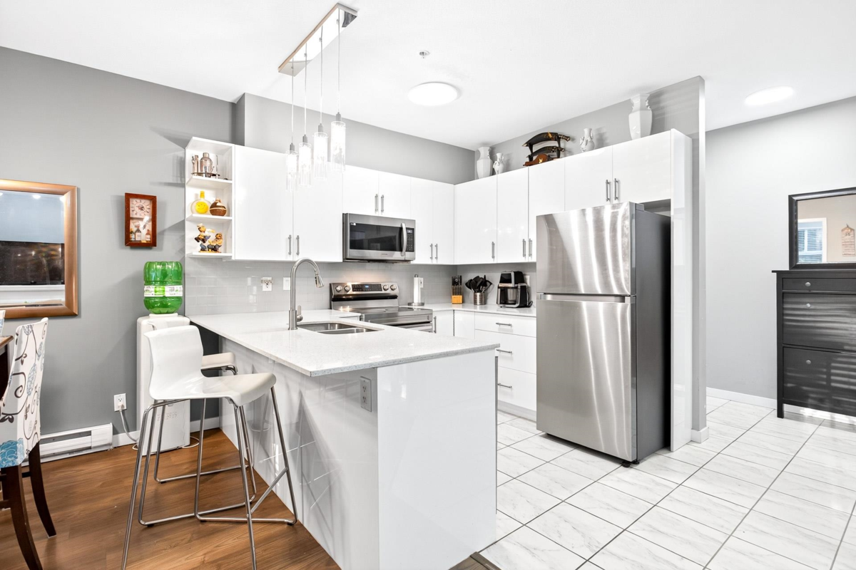 Bedroom 2 Photo of 209 2488 Kelly Avenue, Port Coquitlam, BC