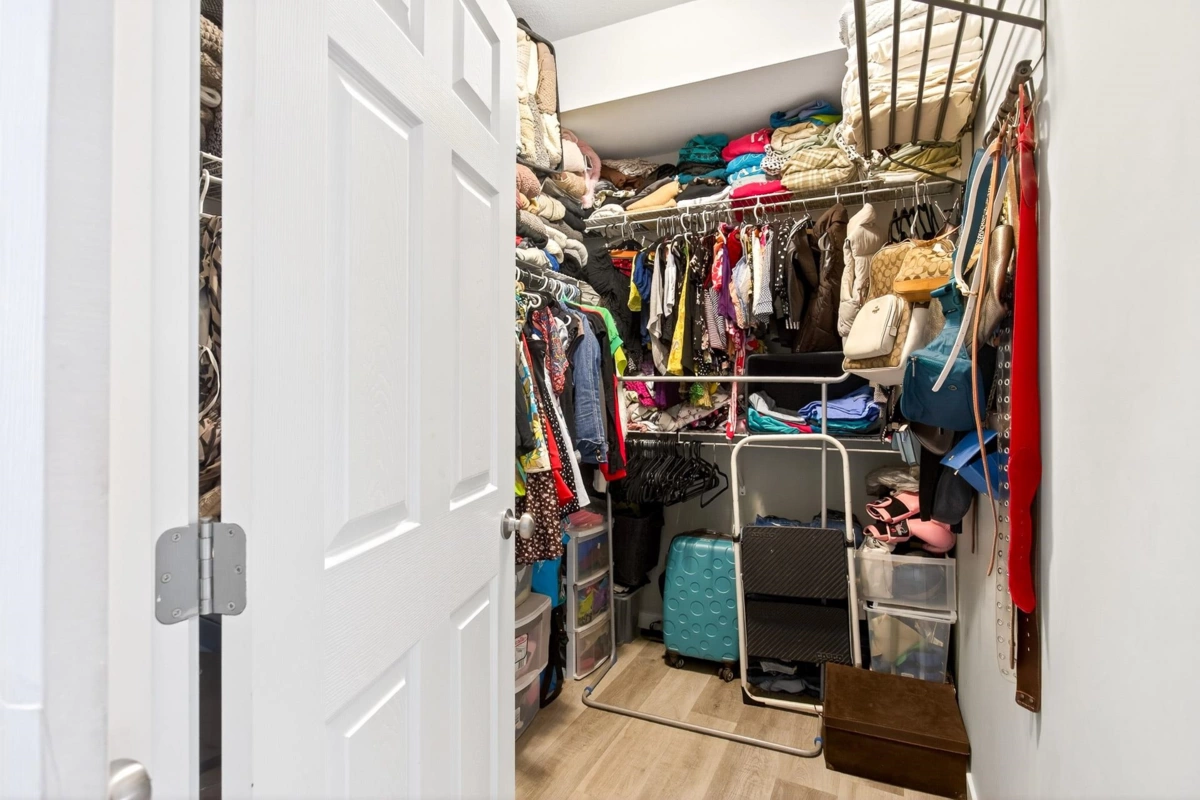 Mudroom Photo of 209 2488 Kelly Avenue, Port Coquitlam, BC