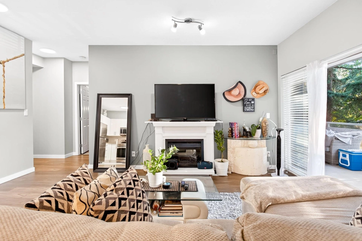 Primary Bedroom Photo of 209 2488 Kelly Avenue, Port Coquitlam, BC