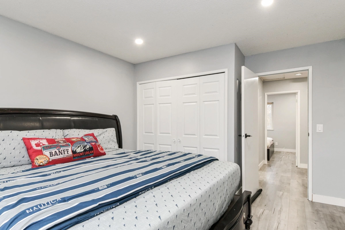 Guest Bathroom Photo of 6068 Brooks Crescent, Surrey, BC