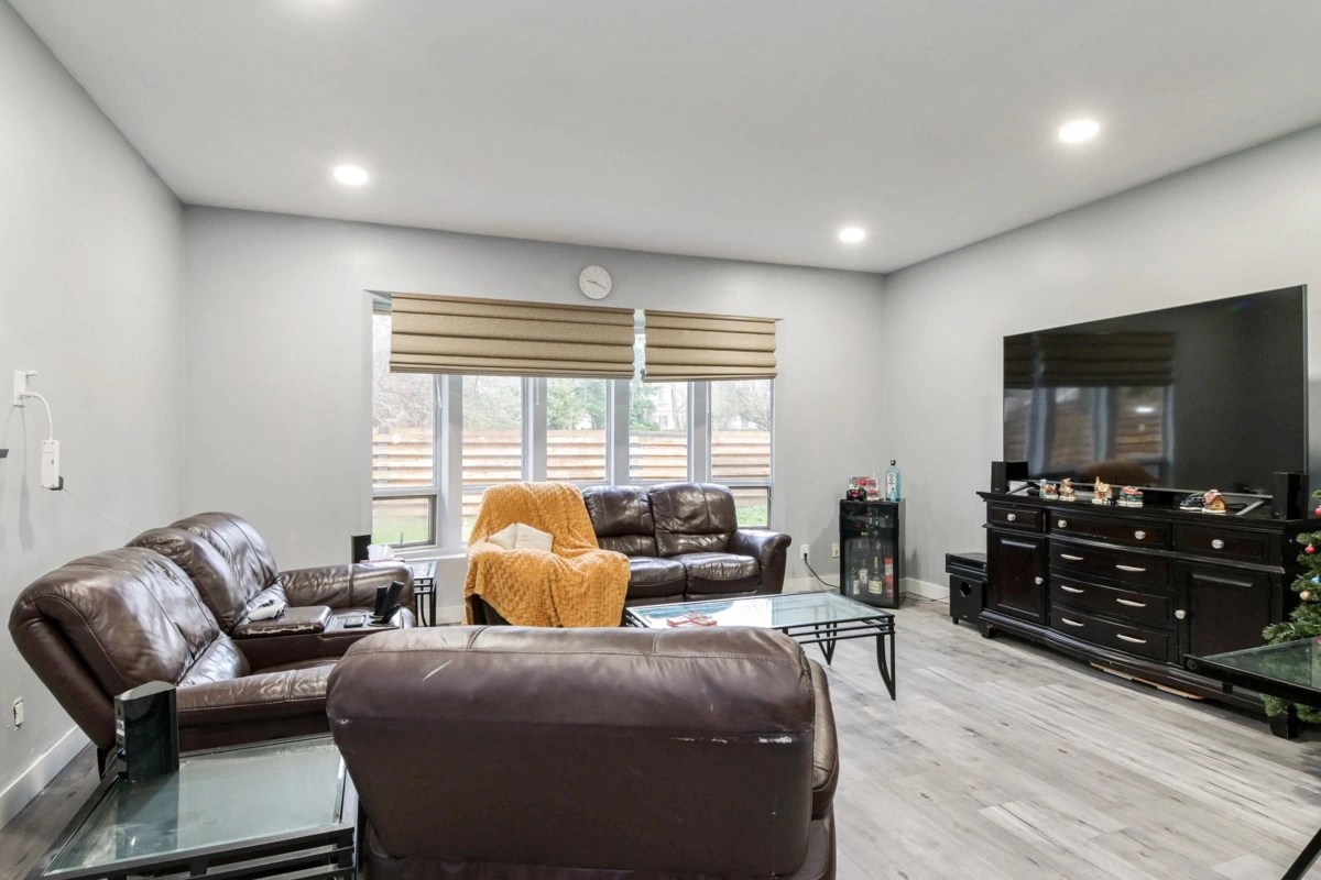 Staircase Photo of 6068 Brooks Crescent, Surrey, BC