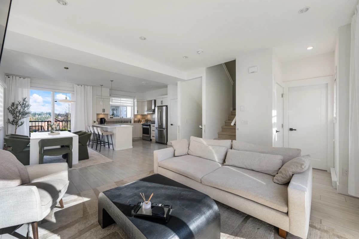 Dining Area Photo of 44 6188 141 Street, Surrey, BC