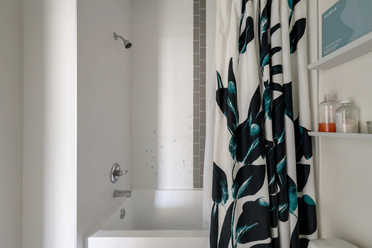 Hot Tub / Spa Photo of 44 6188 141 Street, Surrey, BC