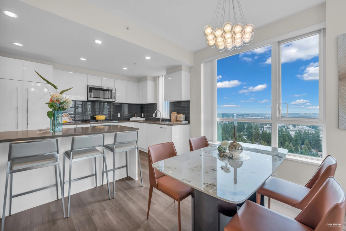 Kitchen Island Photo of 2404 3096 Windsor Gate, Coquitlam, BC