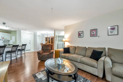 115 22150 48 Avenue, Langley, BC, Langley — Apartment/Condo for sale