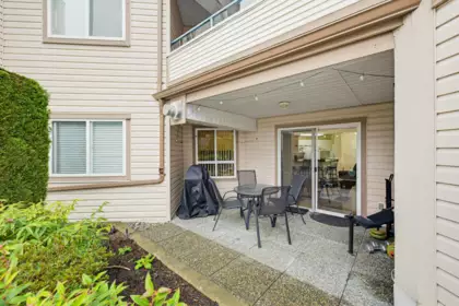 Staircase Photo of 115 22150 48 Avenue, Langley, BC