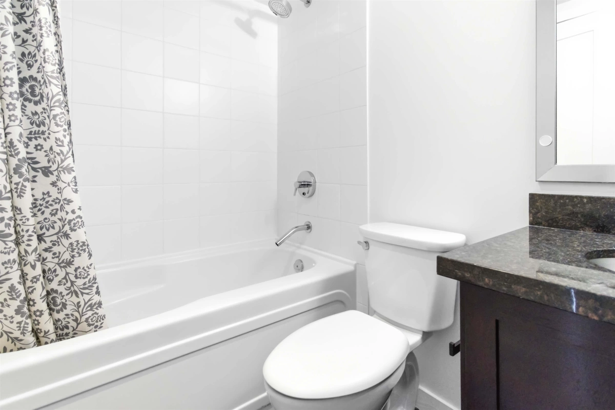 Guest Bathroom Photo of 601 1 Renaissance Square, New Westminster, BC