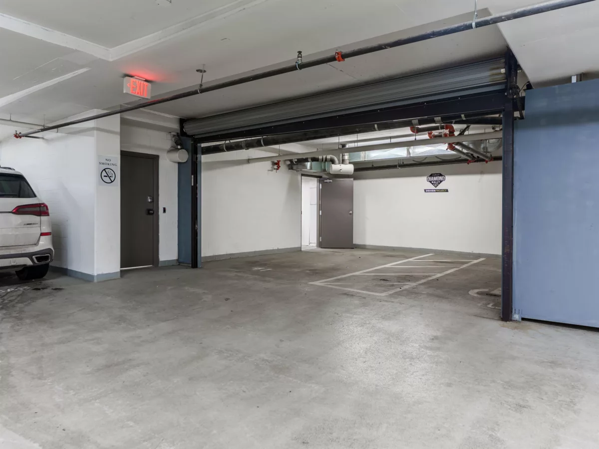 Front Yard Photo of 801 221 Union Street, Vancouver, BC