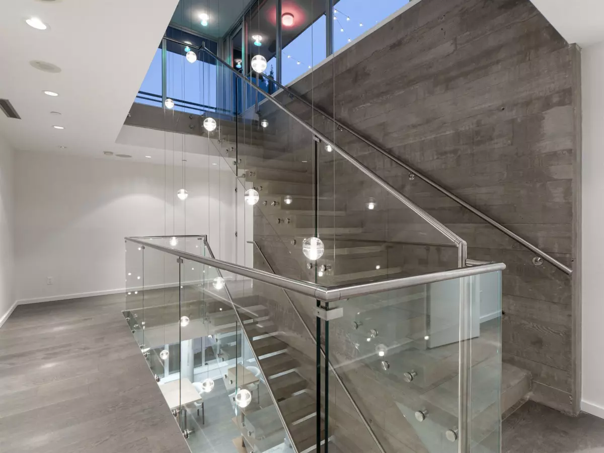 Kitchen Island Photo of 801 221 Union Street, Vancouver, BC