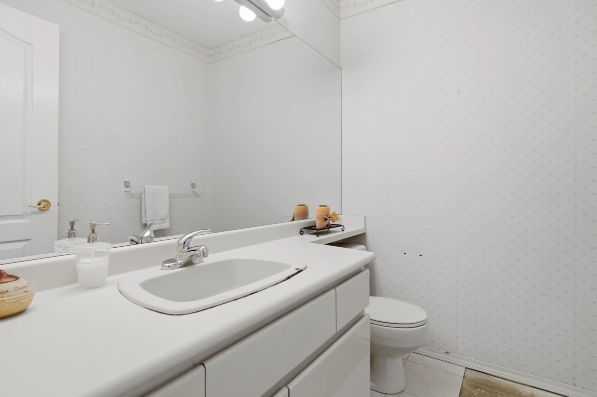 Basement Recreation Room Photo of 8 Greystone Place, Port Moody, BC