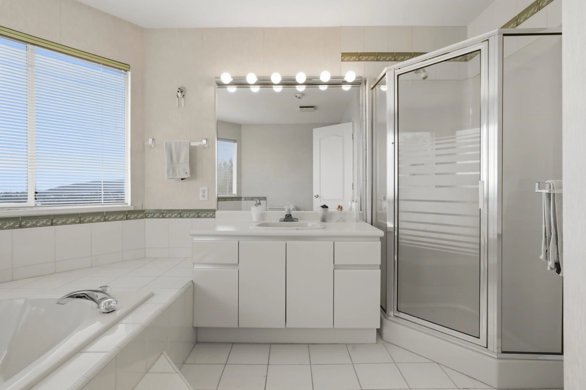 Bedroom 3 Photo of 8 Greystone Place, Port Moody, BC