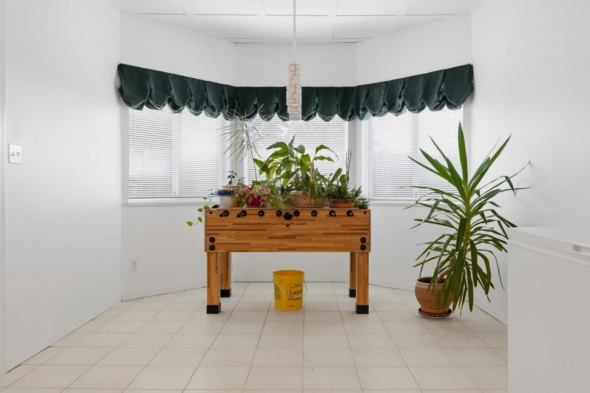 Breakfast Nook Photo of 8 Greystone Place, Port Moody, BC