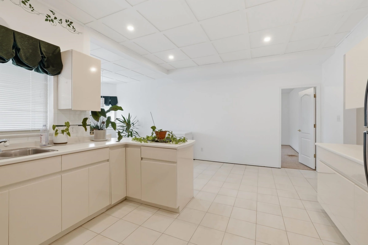 Primary Bedroom Photo of 8 Greystone Place, Port Moody, BC