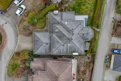 Swimming Pool Photo of 8 Greystone Place, Port Moody, BC